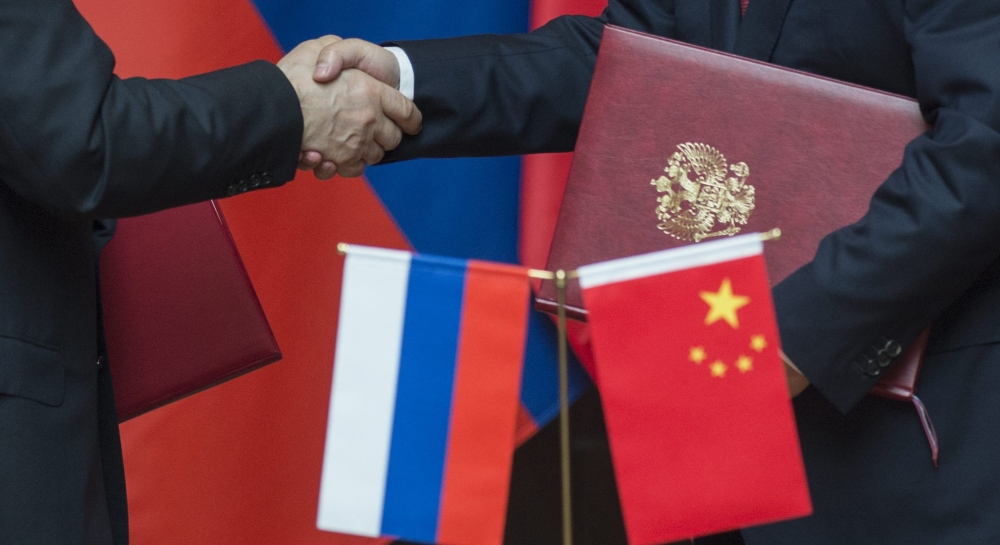 Rusia rrit dergesat e gazit ne Kine, pagesat ne rubla dhe juane